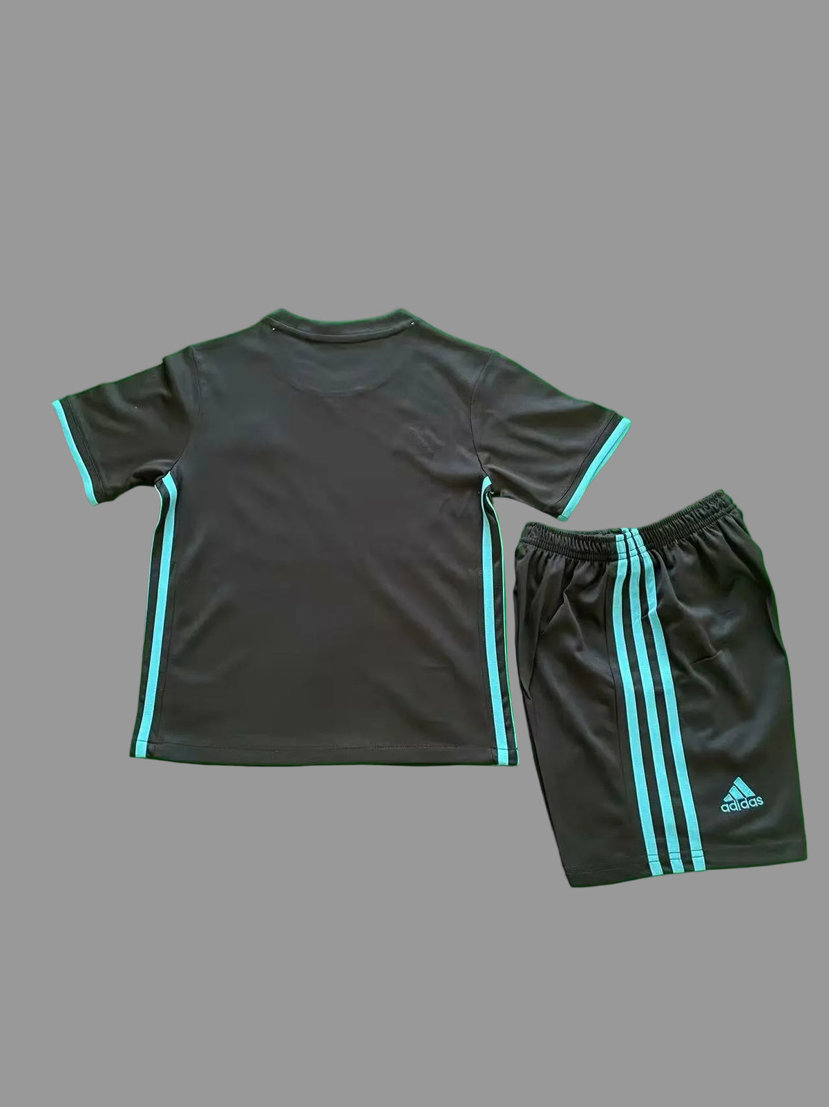 17/18 Real Madrid Kids Kit