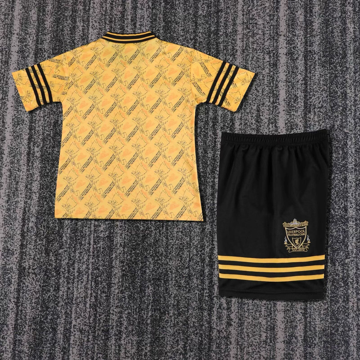 94/96 Liverpool Kids Kit