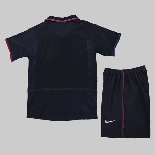 02/03 Barcelona Kids Kit