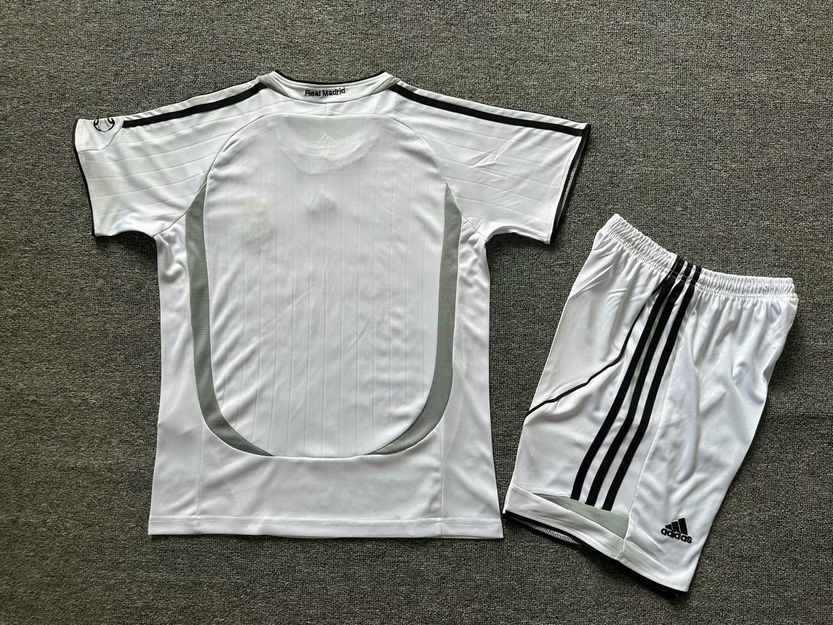 06/07 Real Madrid Kids Kit