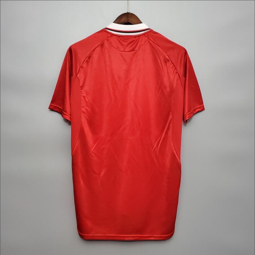 99/00 Manchester United Shirt
