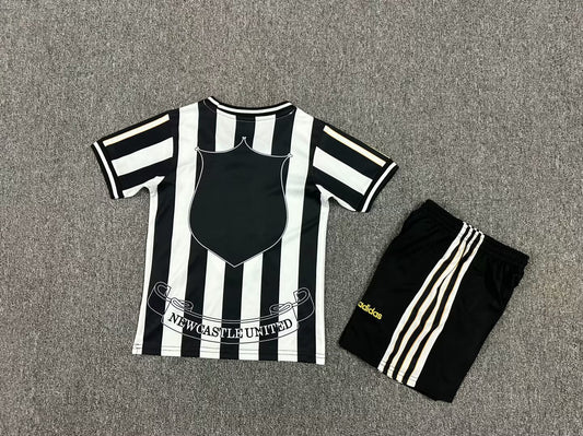 97/99 Newcastle United Kids Kit