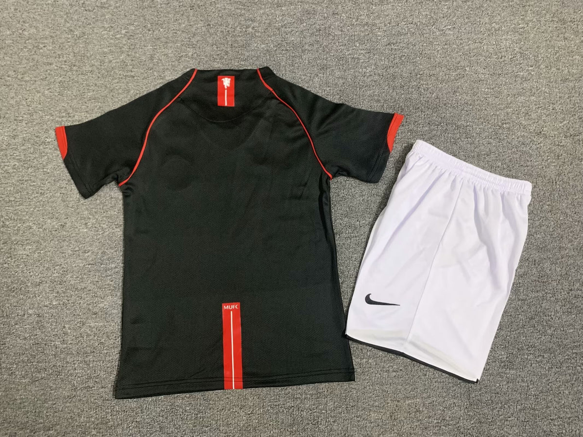 07/08 Manchester United Kids Kit