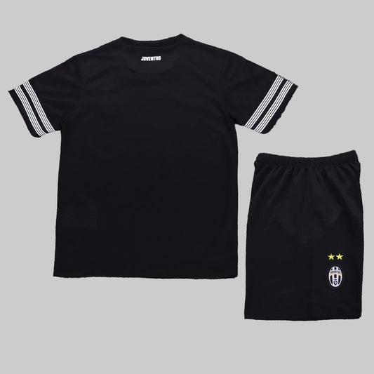12/13 Juventus Kids Kit