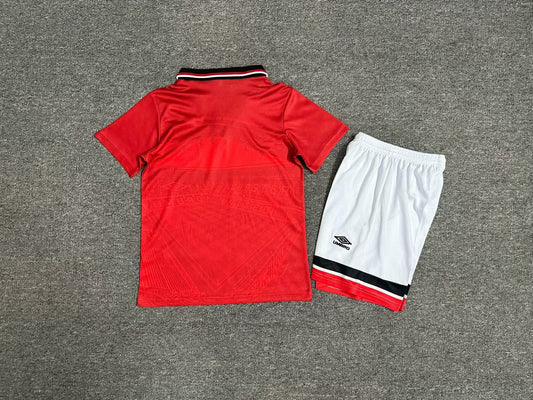 94/96 Manchester United Kids Kit