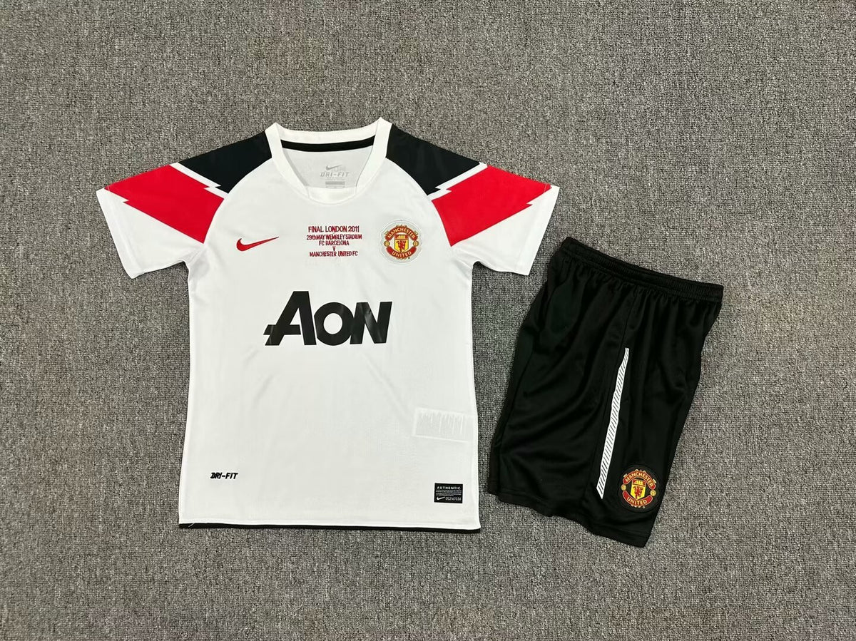 10/11 Manchester United Kids Kit