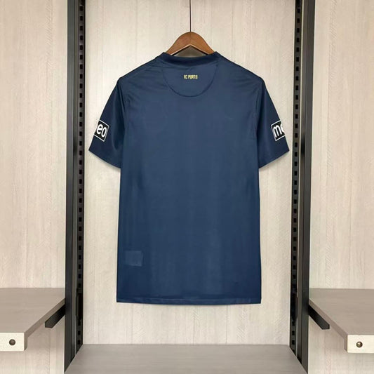 Retro Porto 2011/12 Away Shirt