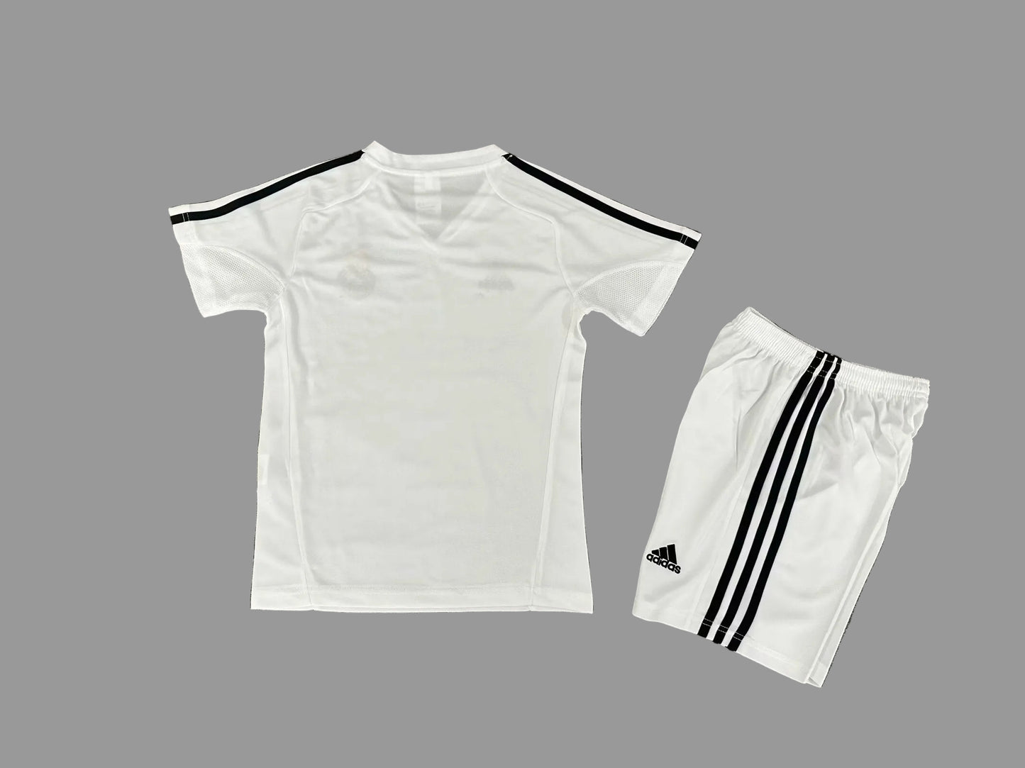 04/05 Real Madrid Kids Kit