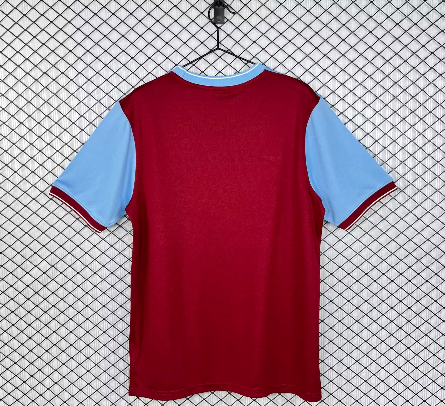 09/10 Aston Villa Shirt