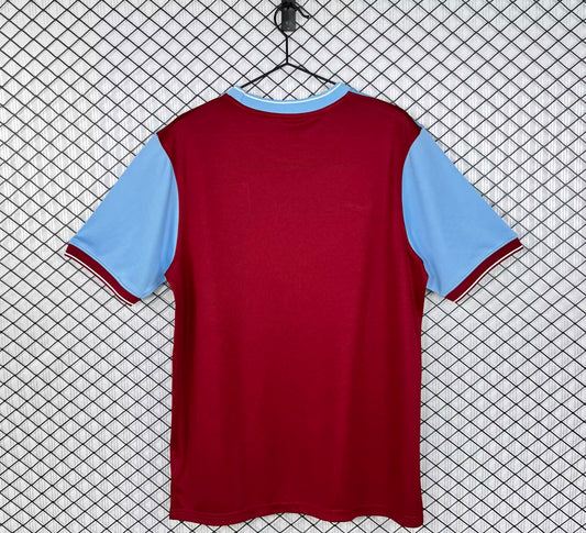 09/10 Aston Villa Shirt