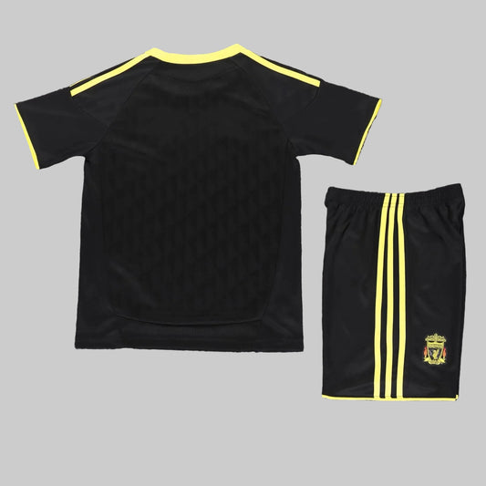 10/11 Liverpool Kids Kit