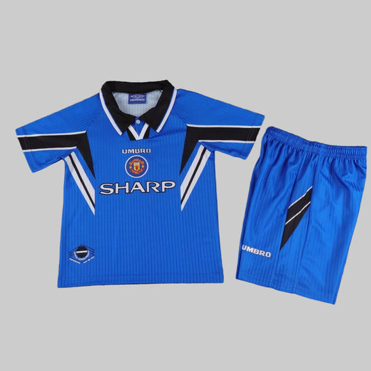 96/98 Manchester United Kids Kit