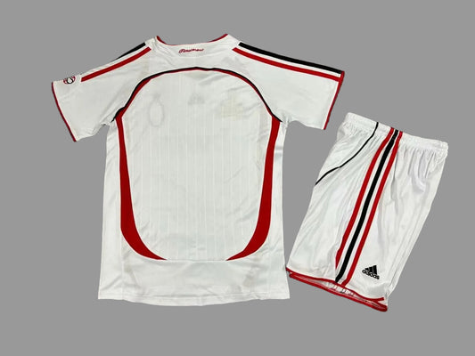 06/07 AC Milan Kids Kit