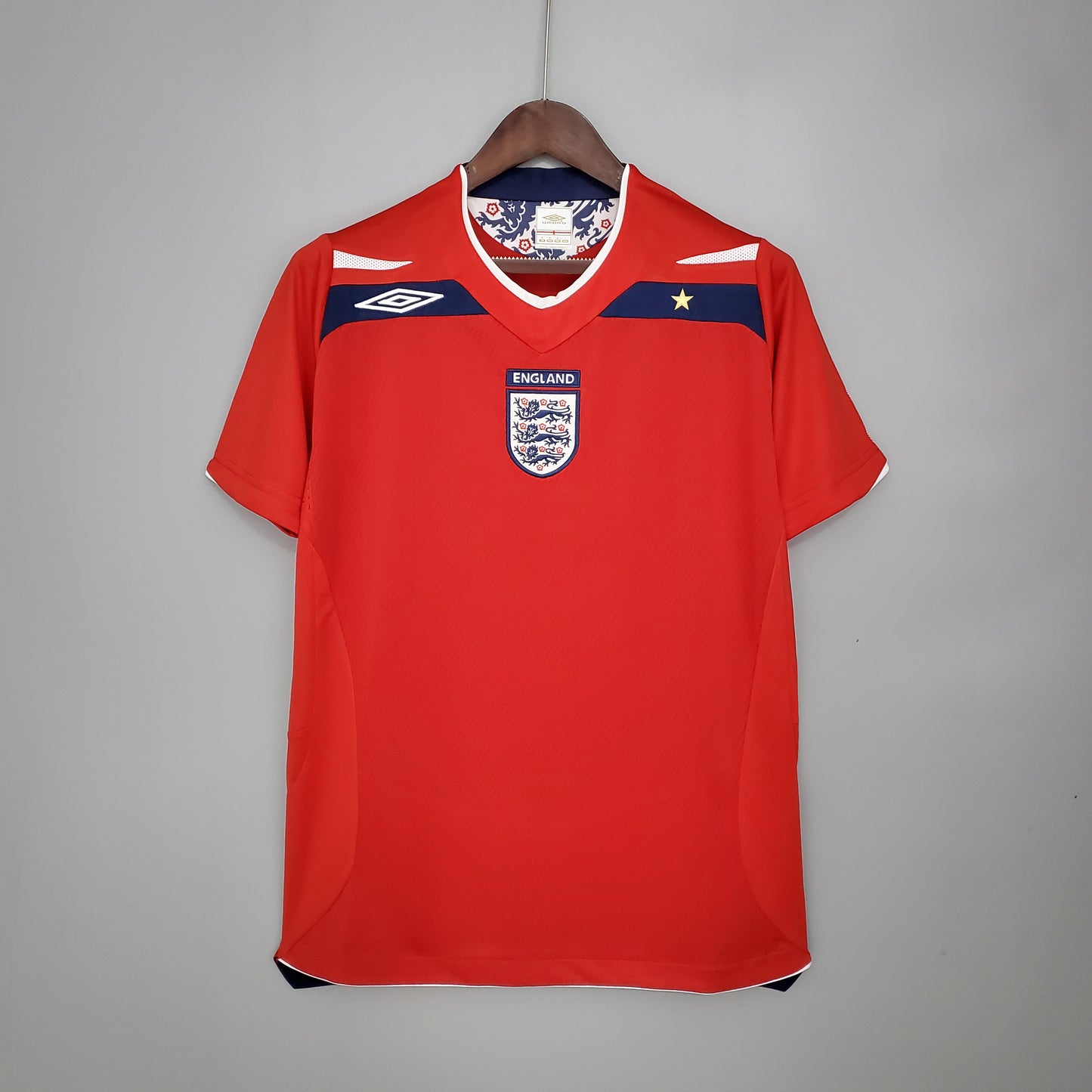 08-10 England Shirt