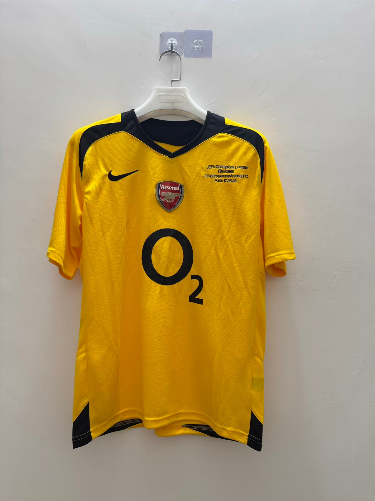 05/06 Arsenal Shirt