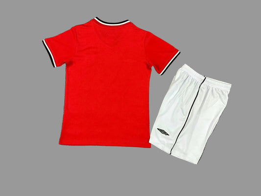 12/13 Manchester United Kids Kit