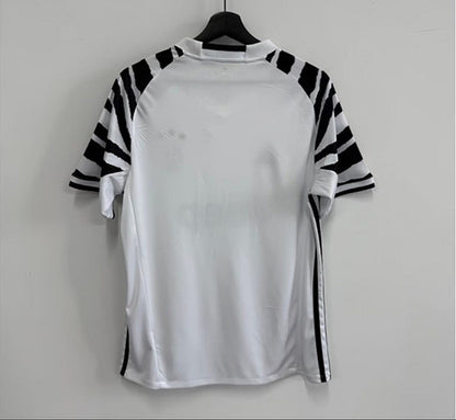 Retro Juventus 2016/17 Third Shirt