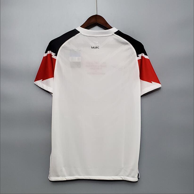 10/11 Manchester United Shirt