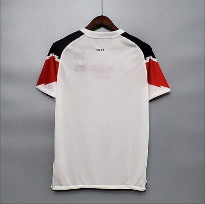 10/11 Manchester United Shirt