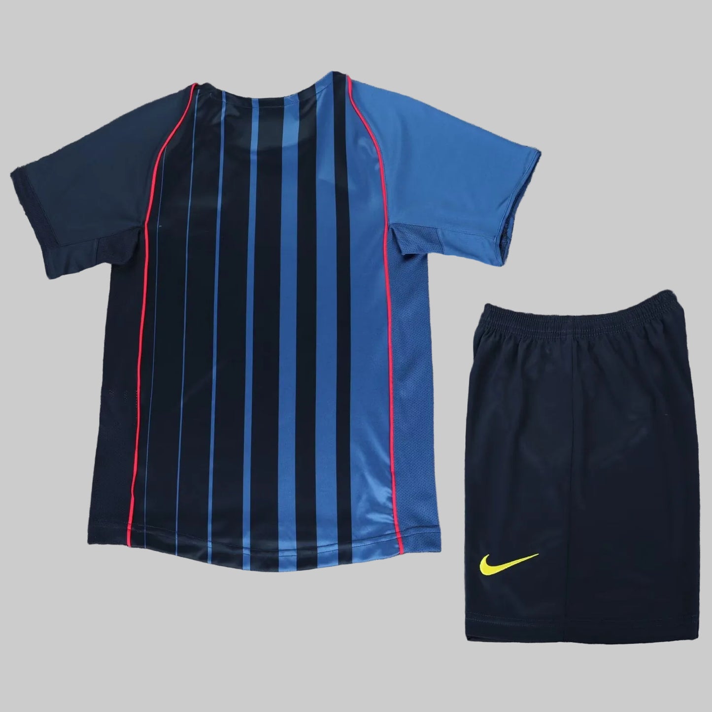 04/05 Barcelona Kids Kit