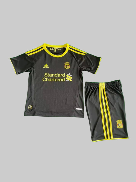 10/11 Liverpool Kids Kit
