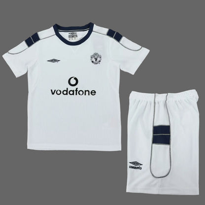 00/01 Manchester United Kids Kit