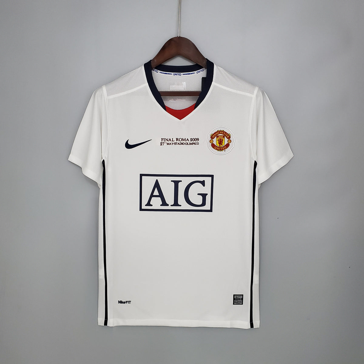 08/09 Manchester United Shirt