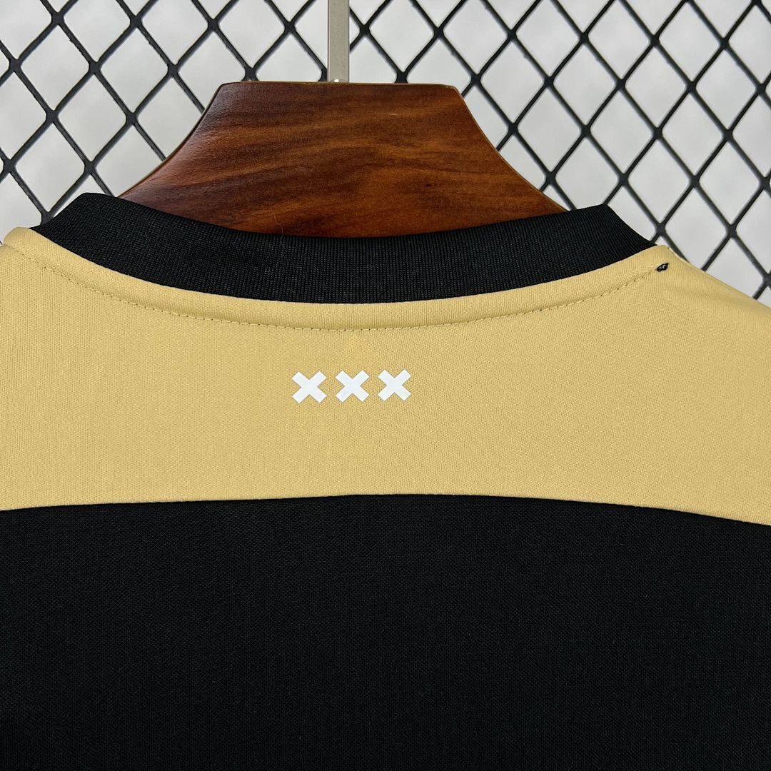 Retro Ajax 2018/19 Away Shirt