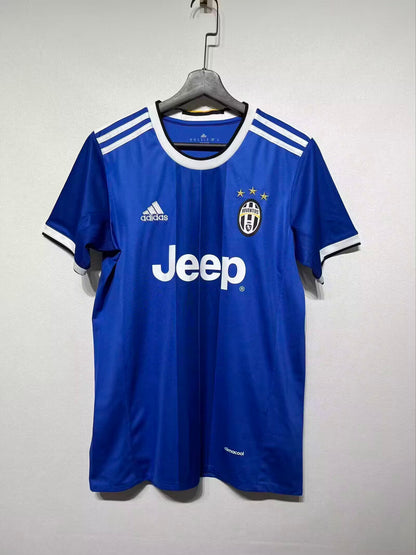 16/17 Juventus Shirt