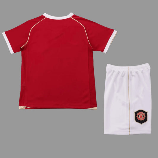06/07 Manchester United Kids Kit