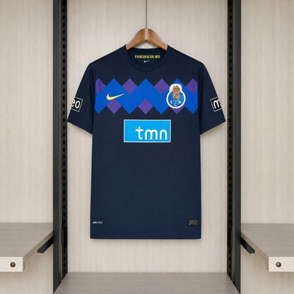 Retro Porto 2011/12 Away Shirt