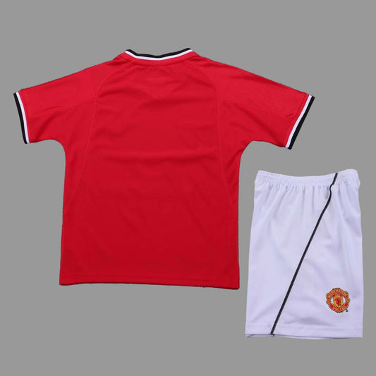 00/02 Manchester United Kids Kit