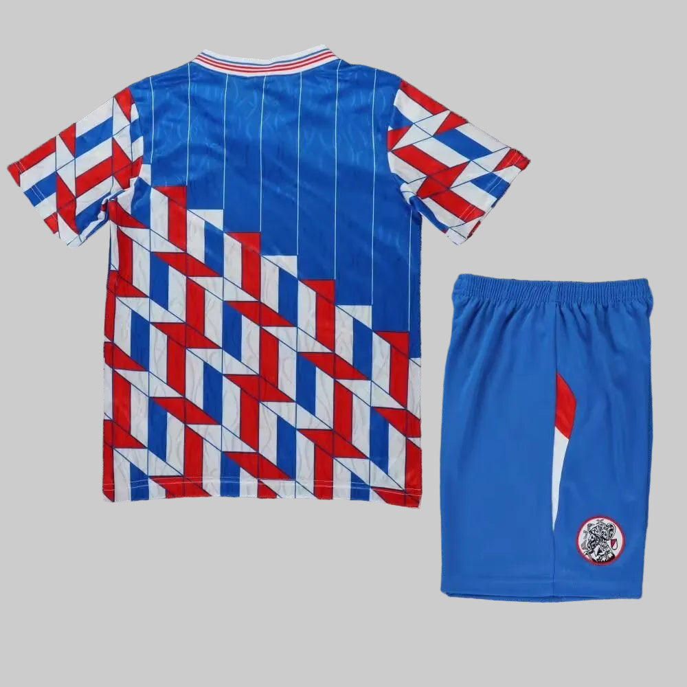 89/90 Ajax Kids Kit