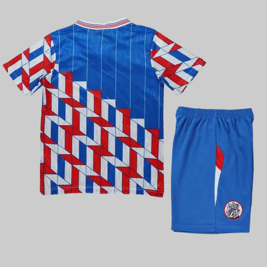 89/90 Ajax Kids Kit