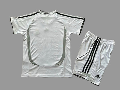 06/07 Real Madrid Kids Kit