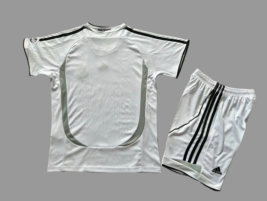 06/07 Real Madrid Kids Kit