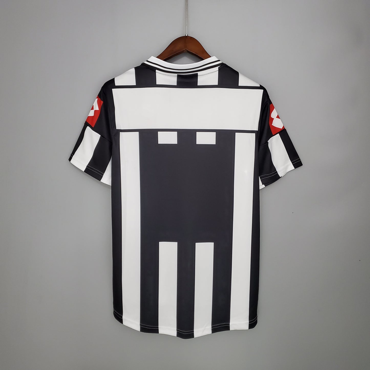01/02 Juventus Shirt