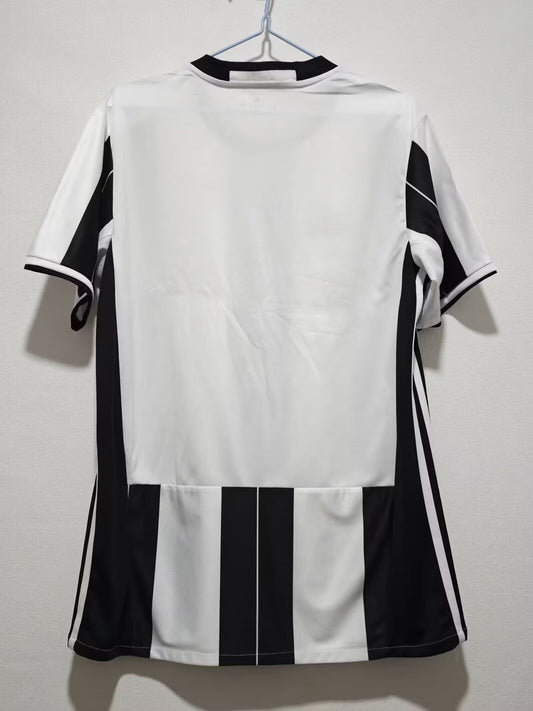 16/17 Juventus Shirt