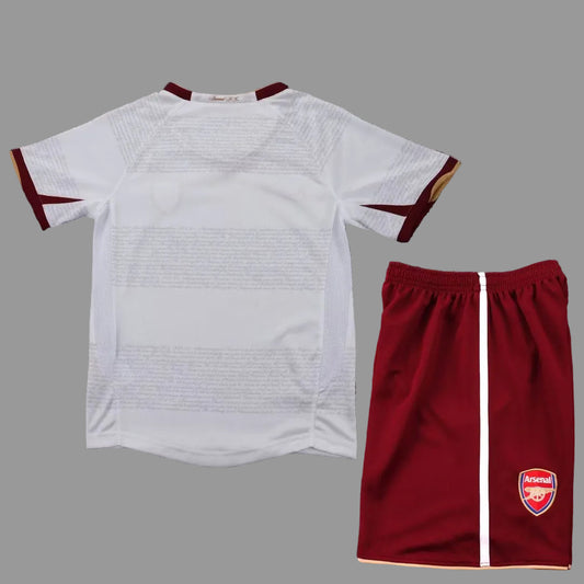 07/08 Arsenal Kids Kit