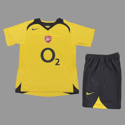 05/06 Arsenal Kids Kit