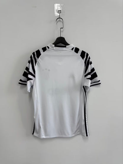 16/17 Juventus Shirt